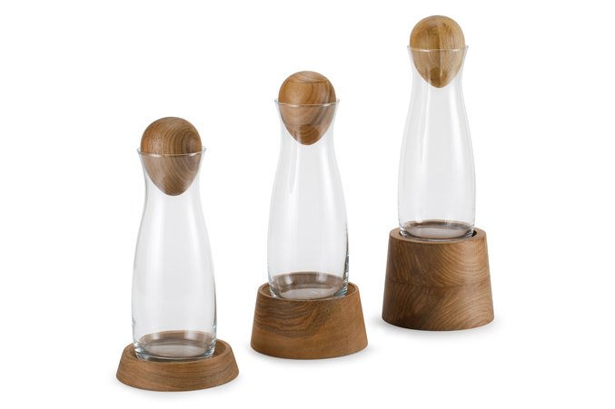 Glass Beverage Serving Wood Riser / Walnut / 3110